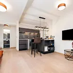 Dc Ii Downtown Apartment
